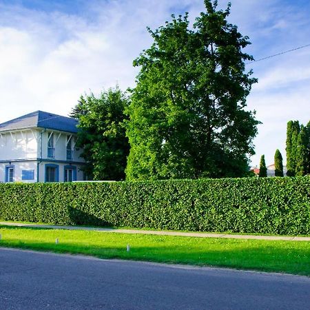 Samson Apartment Hajdúszoboszló المظهر الخارجي الصورة